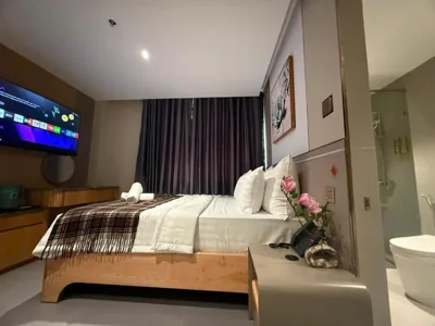 Habitación Doble Superior — Leonora Hotel